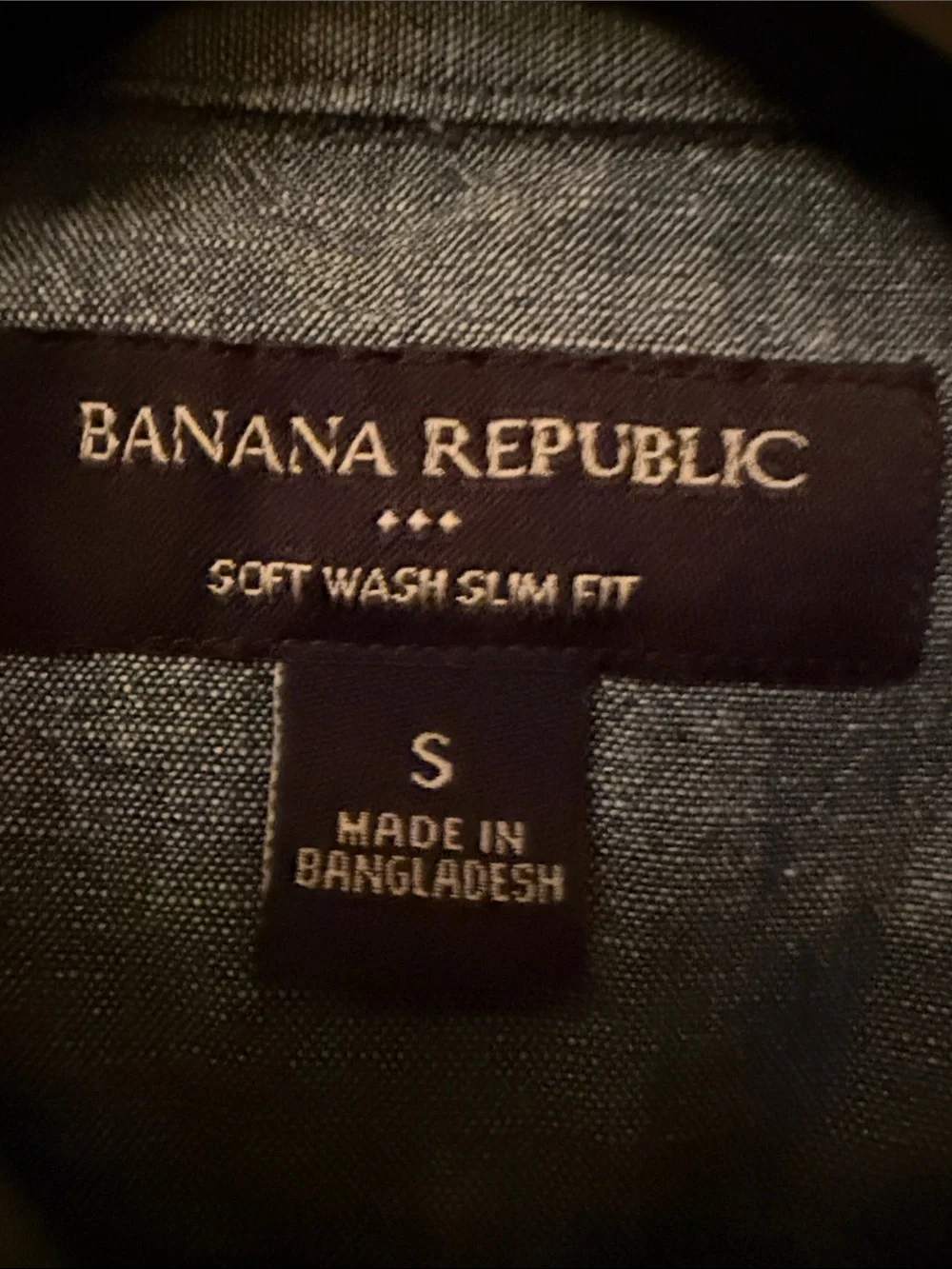 Banana Republic Men's Blue Chambray Button-Down Shirt Small‎